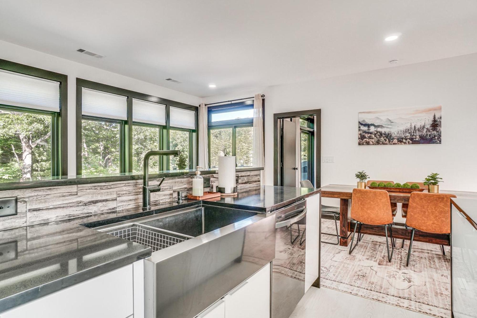 Luxury Modern Home On Golf Course With Game Room! Helen Εξωτερικό φωτογραφία